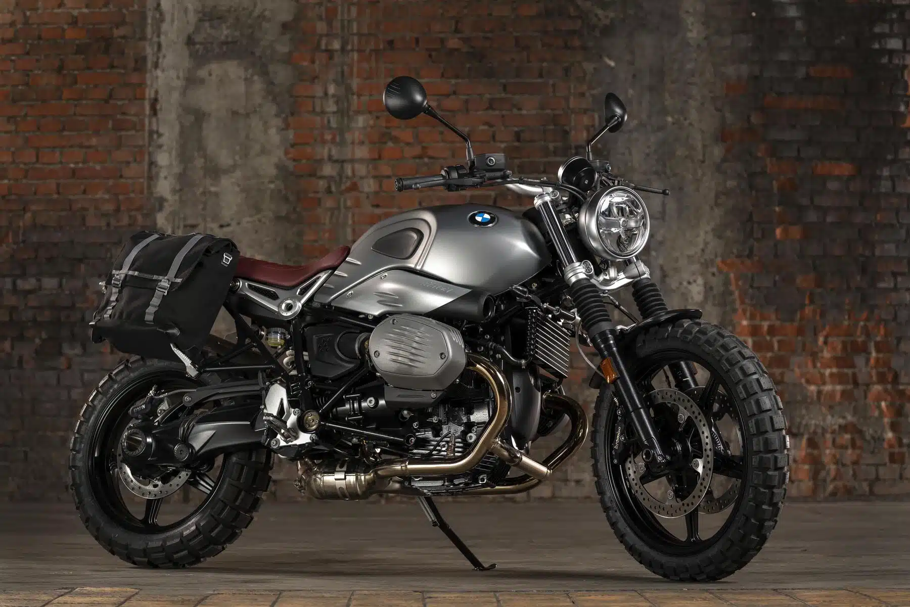 BMW NineT